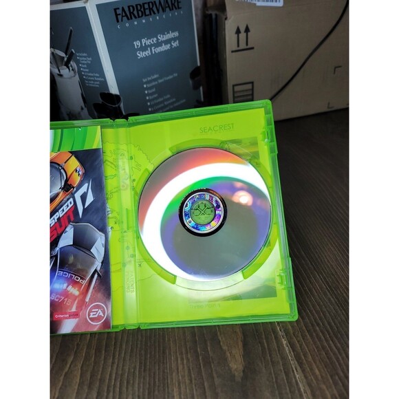 Need for Speed Hot Pursuit for Xbox 360 (and Xbox One) - Manual Included - Picture 4 of 5